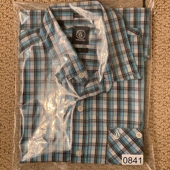 VOLCOM Stone Plaid Classic Fit Blue, Green & Black Plaid Shirt Men SP Small - Picture 7 of 7